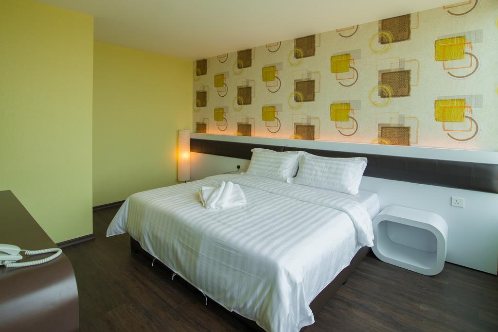 Riverfront Sentral Hotel Malacca Rum bild