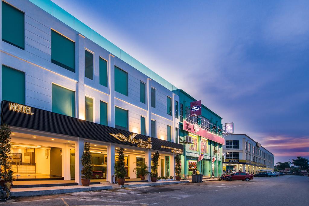 Riverfront Sentral Hotel Malacca Exteriör bild