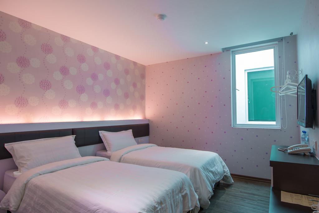 Riverfront Sentral Hotel Malacca Exteriör bild